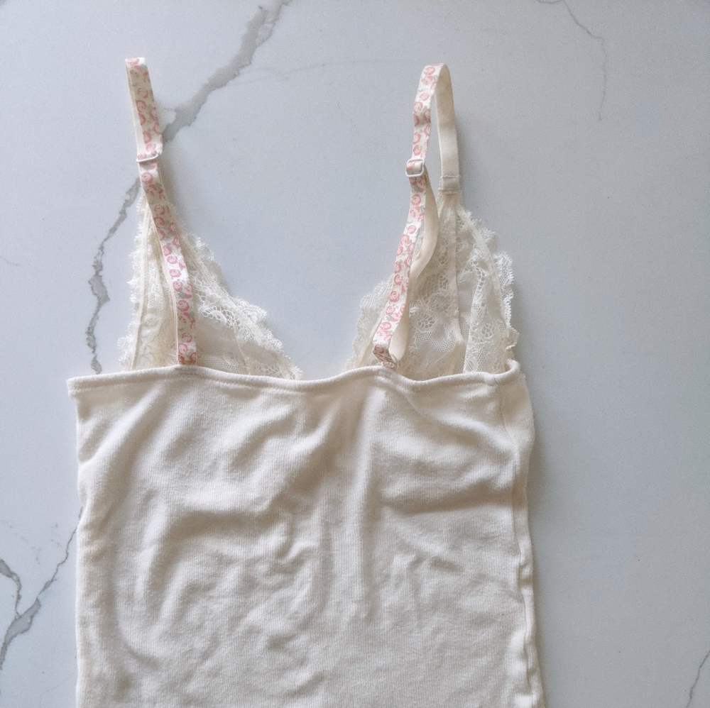 Aubade Lingerie Camisole and Thong - Picture 4 of 8